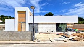 For sale villa in Moraira with 4 bedrooms