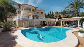 Superb villa with panoramic views located in Maryvilla Calpe
