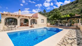 Villa for sale in Beniarbeig with 4 bedrooms