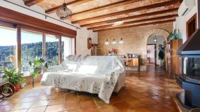 Comprar villa con 3 dormitorios en Oliva