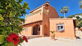 For sale villa in Moraira with 2 bedrooms