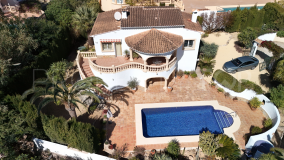 For sale villa in Benissa with 4 bedrooms