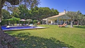 For sale villa in Moraira with 5 bedrooms