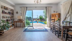 House for sale in Arena Beach, Estepona West