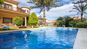 Town House for sale in Estepona Town