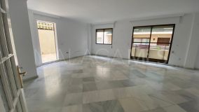 Lägenhet for sale in Estepona Centre, Estepona Stad