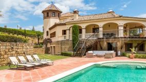 Villa exclusiva en venta Sotogrande | Primera linea de golf Almenara Sotogrande