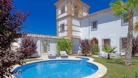 Cortijo for sale in Mollina