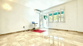 Studio for sale in Playa de la Fontanilla, Marbella City
