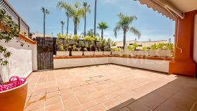 Hus i byn for sale in Valdeolletas, Marbella City