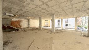 Building for sale in Fuengirola Centro