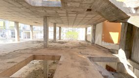 Building for sale in Fuengirola Centro