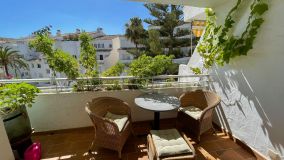 Duplex for sale in Marbesa, Marbella East