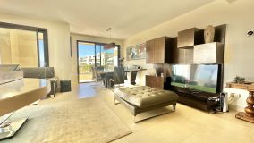 Ático en venta en Los Altos de los Monteros, Marbella Este