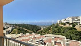 Ático en venta en Los Altos de los Monteros, Marbella Este