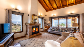 Villa for sale in Coin