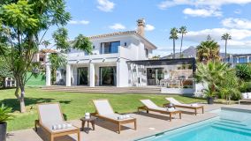 Villa for sale in Nueva Andalucia, Marbella