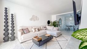 Maison de Ville for sale in El Paraiso, Estepona Est