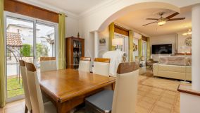 Villa for sale in Coin