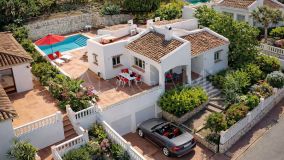 Villa for sale in Cerros del Aguila, Mijas Costa