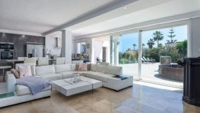 Hus i byn for sale in El Chaparral, Mijas Costa