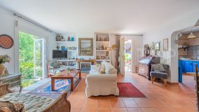 For sale house in Guadalmina Alta with 2 bedrooms
