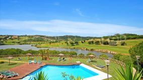 Great Rental Potential – Spacious Frontline Golf Apartment Close to Amenities in Sotogrande Alto.