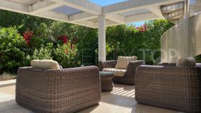 Villa en venta en Elviria Playa con 4 dormitorios