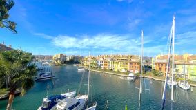 Stunning 4 Bedroom Penthouse in the Centre of Sotogrande Marina With Panoramic Views.