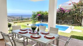 Casa adosada de 3 dormitorios en Riviera del Sol, Mijas con vistas panorámicas al mar