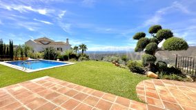 Villa for sale in Sierra Blanca Country Club, Istan