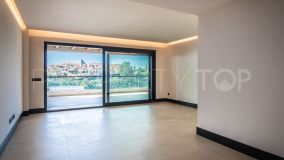 For sale apartment in Marbella Lake with 2 bedrooms