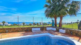 3-Bedroom Villa with Private Pool and Stunning Views in La Duquesa