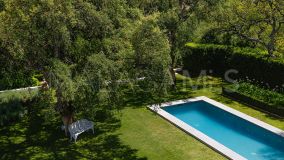 Hus i byn for sale in El Madroñal, Benahavis