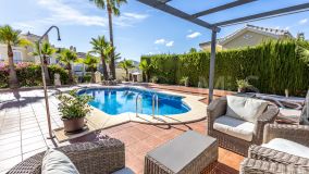 Villa for sale in Alhaurin Golf, Alhaurin el Grande