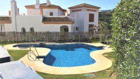 Ground floor duplex for sale in Alcaidesa with 3 bedrooms