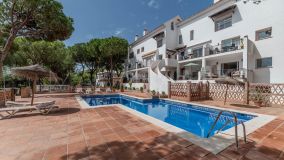 Duplex for sale in Los Pinos de Aloha, Nueva Andalucia