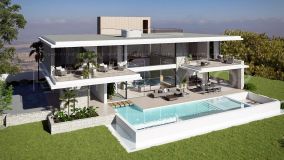 Villa en venta de 5 dormitorios en Estepona