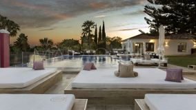 Villa for sale in Elviria, Marbella Est