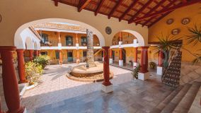 San Enrique de Guadiaro, cortijo en venta con 8 dormitorios
