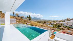 For sale villa with 3 bedrooms in Cerros del Aguila
