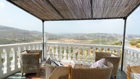 Villa a la venta de 5 dormitorios en Iznajar