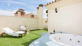 For sale town house with 4 bedrooms in Palacio de Congresos