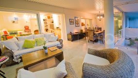 Apartamento planta baja con 2 dormitorios en venta en La Corniche