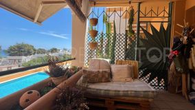 Buy duplex in Siesta