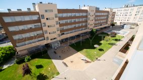 Se vende apartamento en Universidad - Hospital con 4 dormitorios