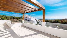 New Spacious Penthouse 3 bedroom Apartment in Casares Golf