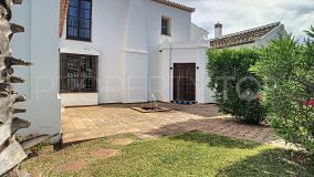 For sale villa in Estepona