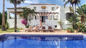 Luxury villa in Estepona