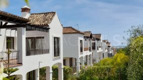 Villa for sale in Estepona Golf, Estepona Ouest